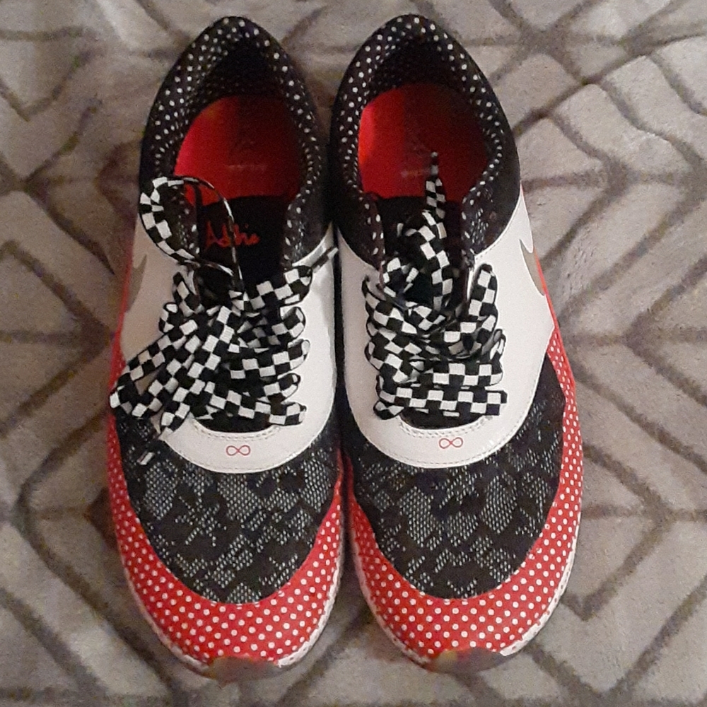 (💙SALE!) Nike air max’s Thea “doernbecher”